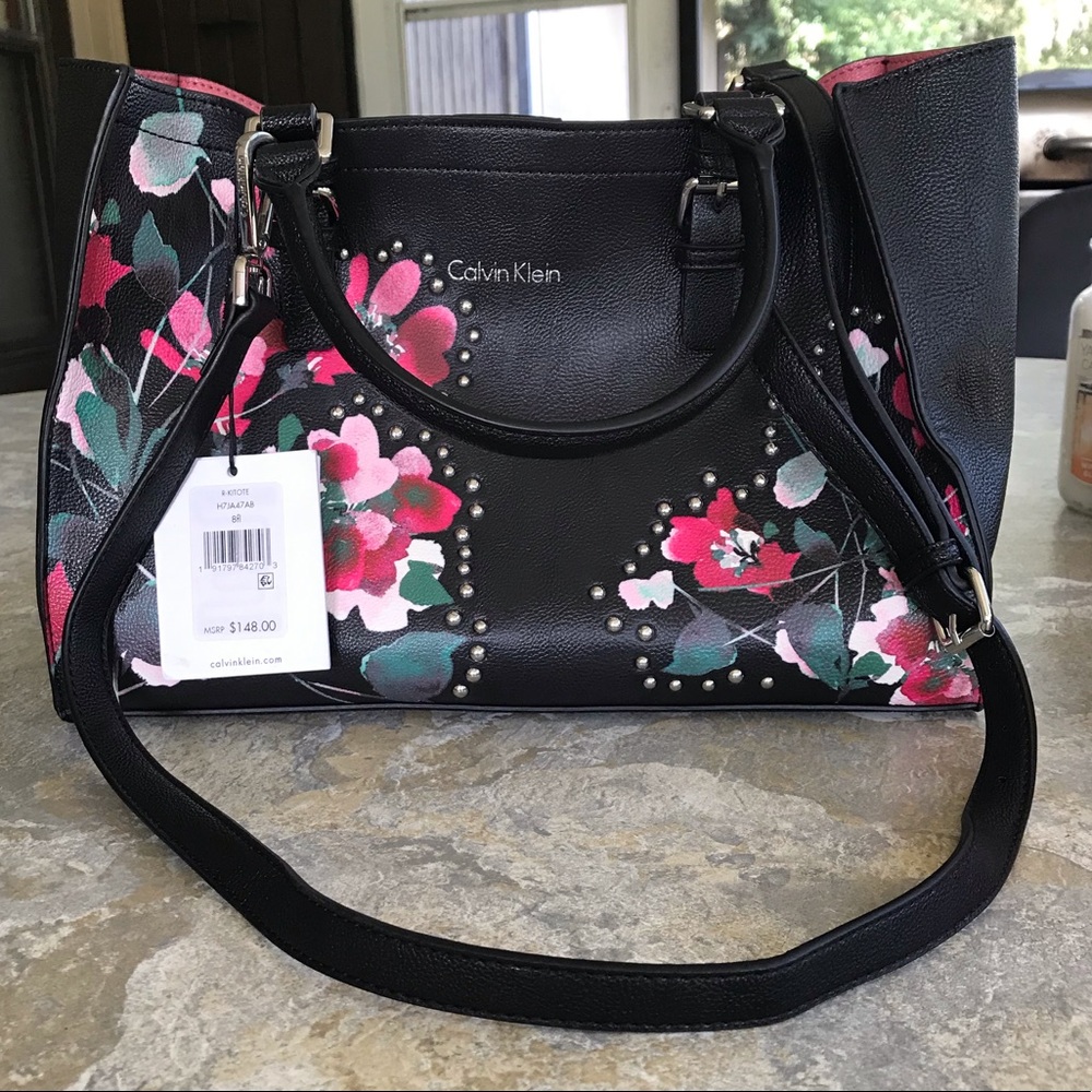 *SOLD* Calvin Klein Matching Tote Set, Black/Pink - Picture 2 of 8